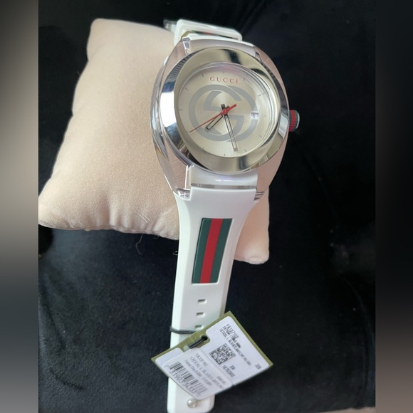 Gucci new white rubber watch. Purchased from Nordstroms.  Never worn with tags - Picture 6 of 9